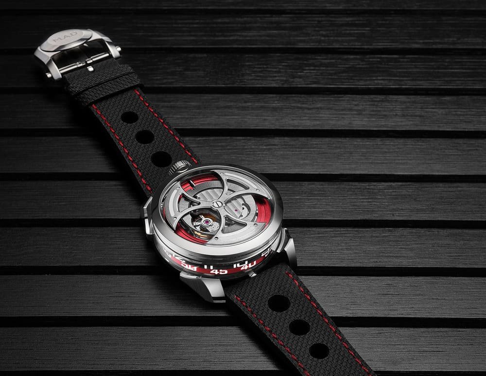 Watch MAD-EDITIONS_MAD1-RED_Lifestyle3_Lres