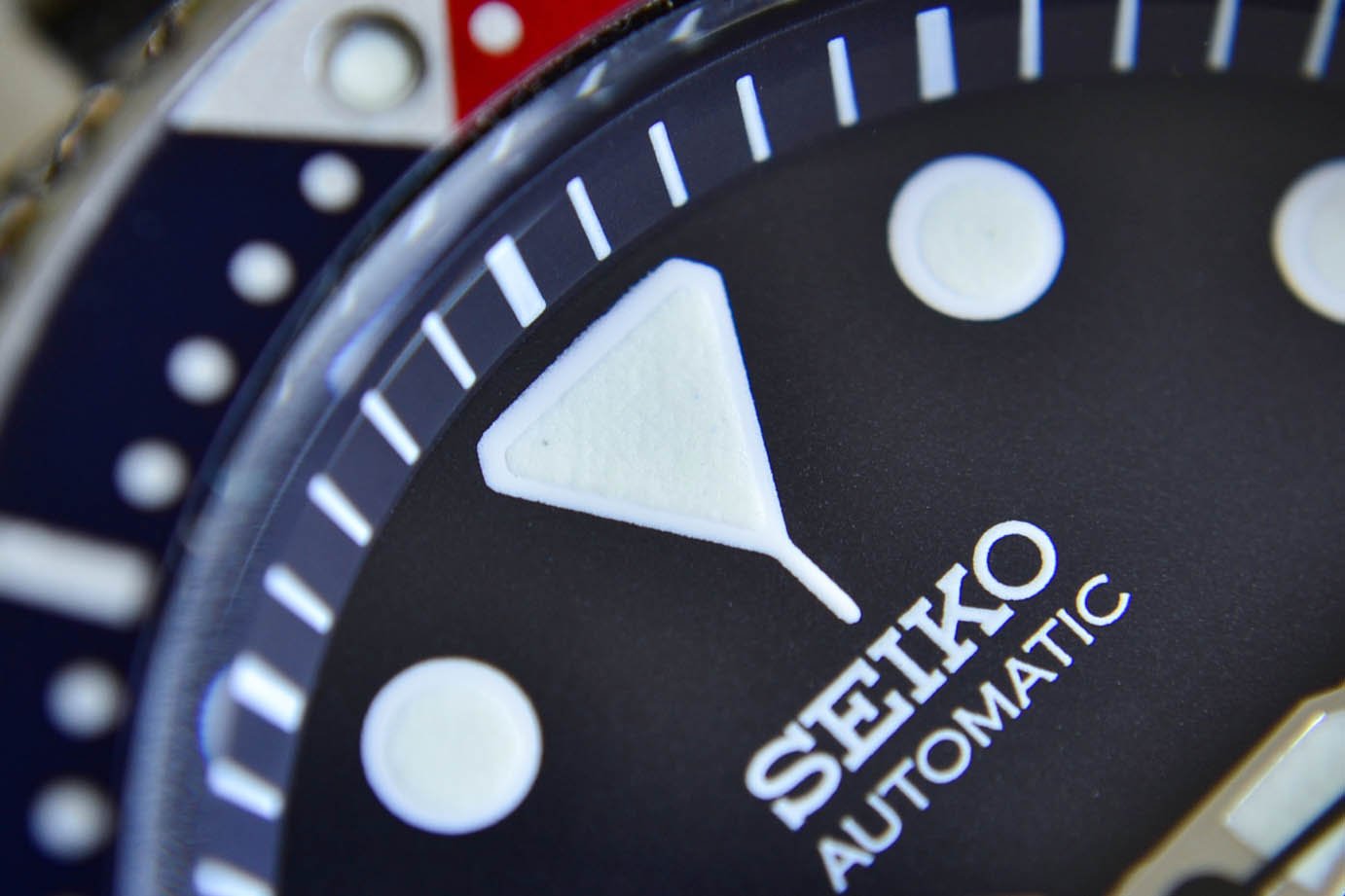 lumeville blog dive watch Seiko SKX009 versus SRPD53