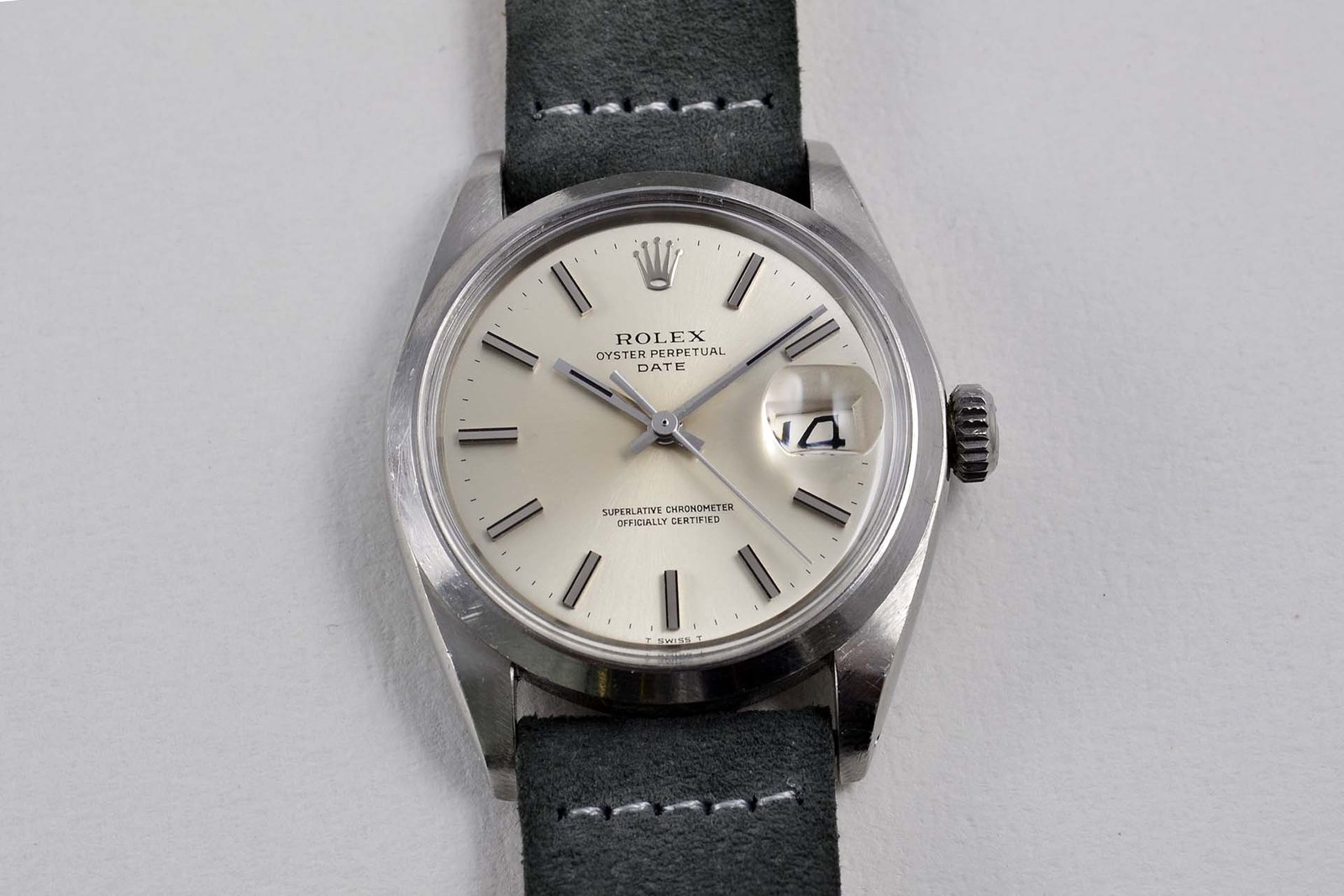 Rolex Oyster Perpetual Date 1500 1570 Lumeville