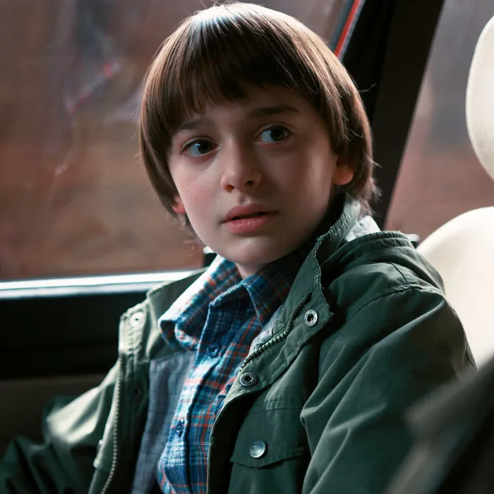 NOAH SCHNAPP from Stranger things what watch does he wear