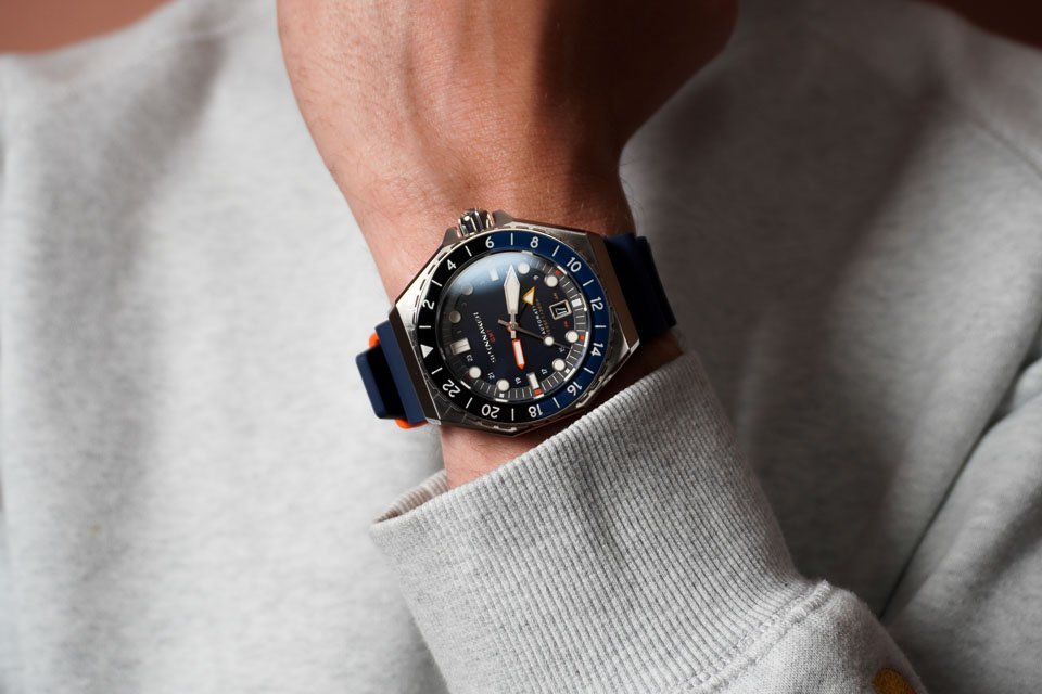 1682554187 194 Experience a Day with the Spinnaker Dumas GMT Automatic