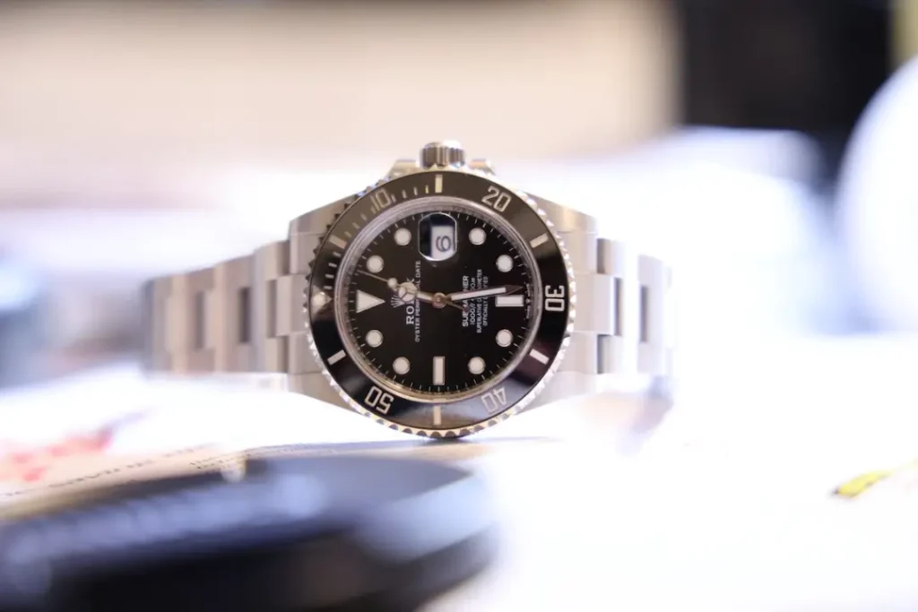 rotating bezel of the Rolex Submariner diver's watch