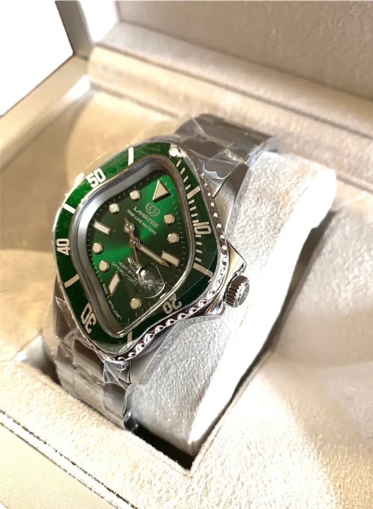 SALE／73%OFF】LAARVEE PEA001 GREEN BEZEL BLACK DIAL 腕時計