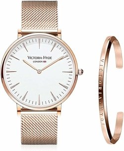 VICTORIA HYDE minimalist watch: elegance and precision on the wrist.