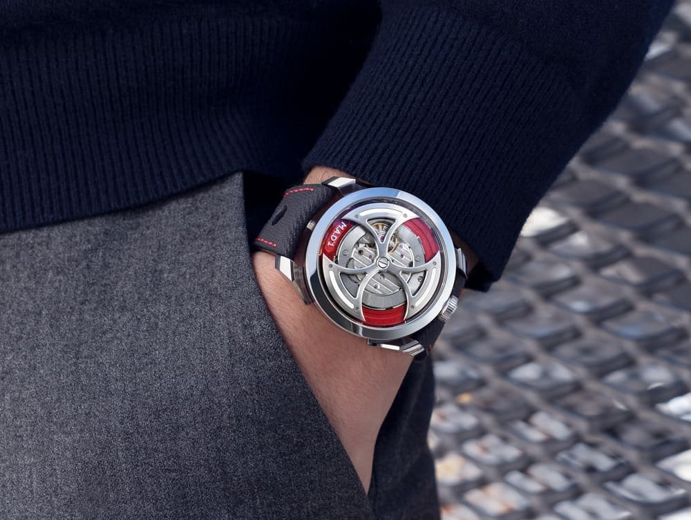 MAD-EDITIONS_MAD1-RED_Wristshot3_Lres Watch