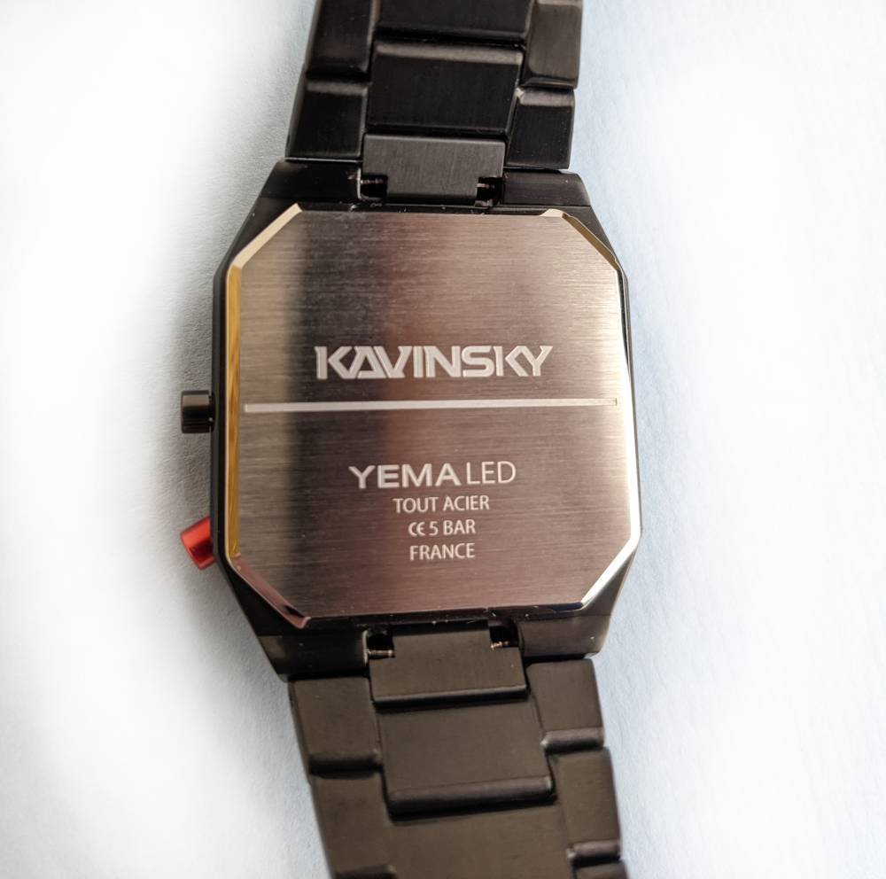 Kavinsky Yema Led Watch Background