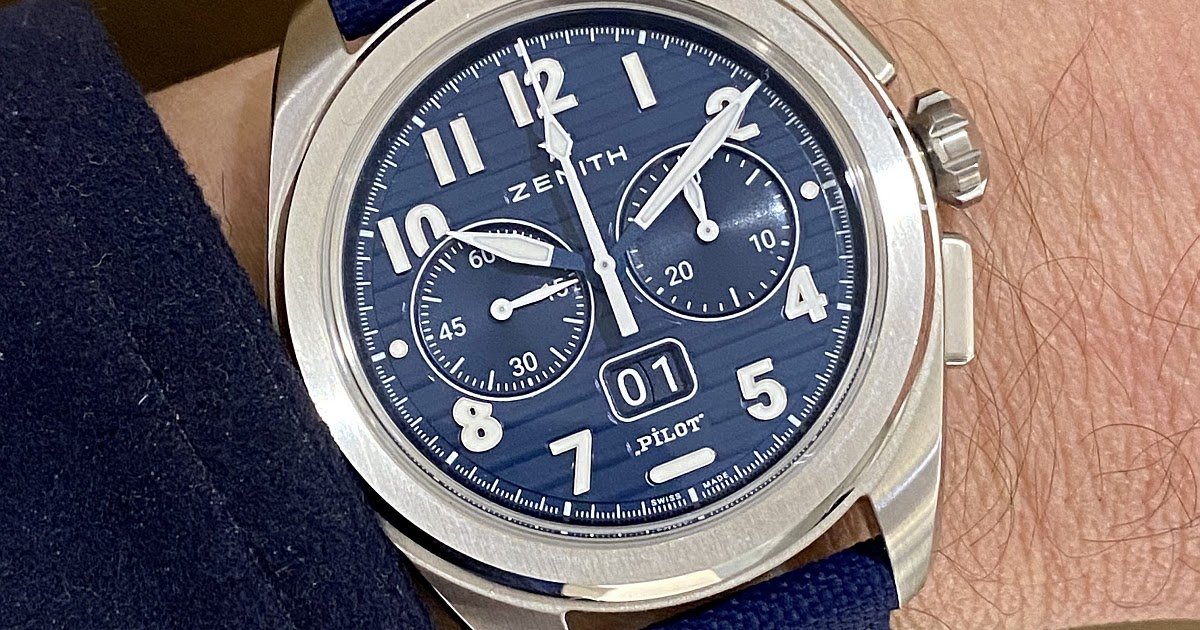 Blue, the new dial color for the two models in the Zenith Pilot collection