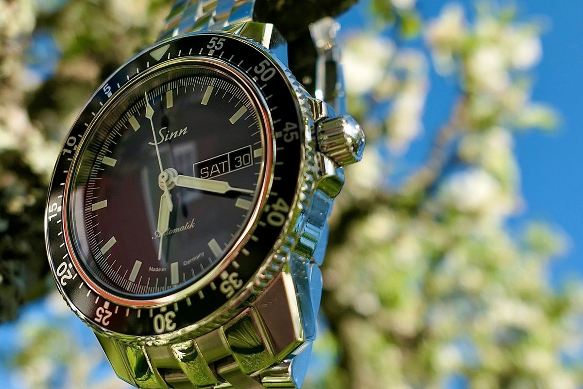 Rewrite this title German watches in 5 essential brands