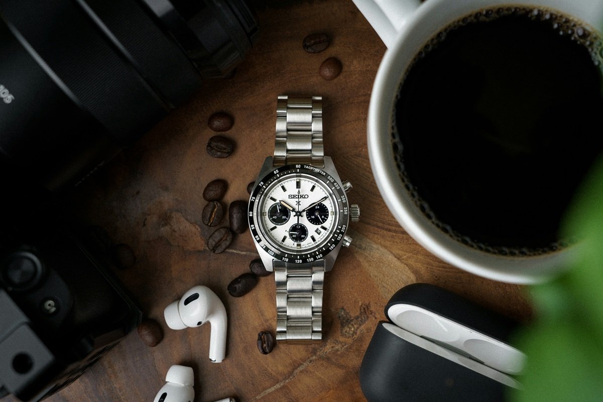 Rewrite this title The men’s chronograph watch: sportiness on the wrist