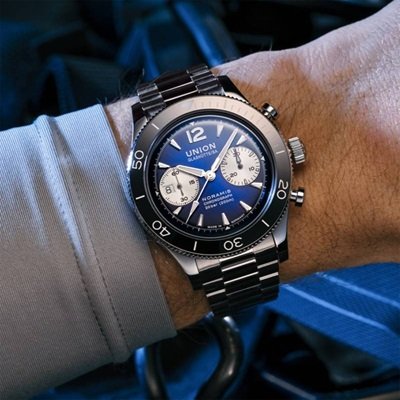 Stainless steel silver watch sport chronograph lifestyle