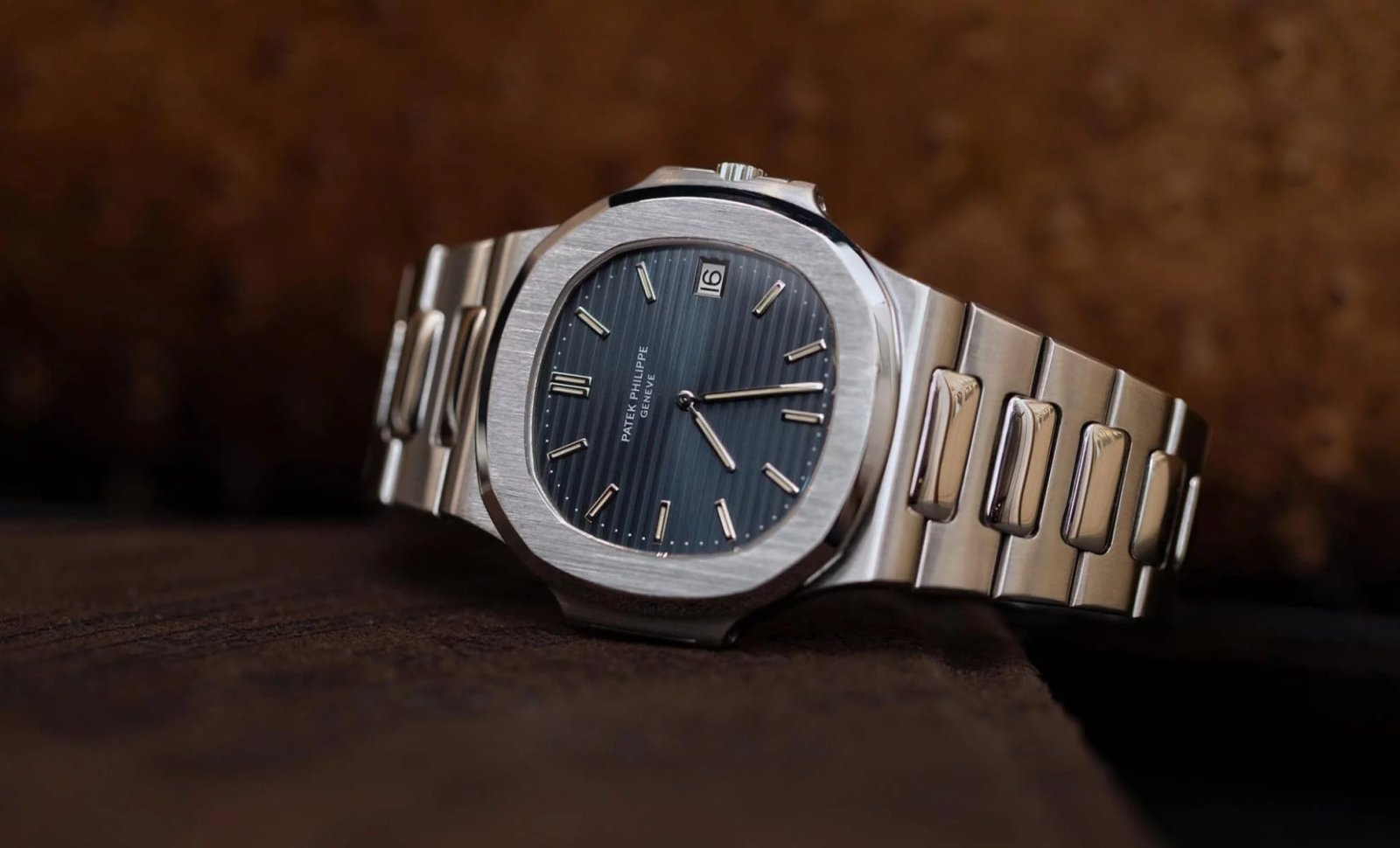 Patek Philippe Nautilus 1976