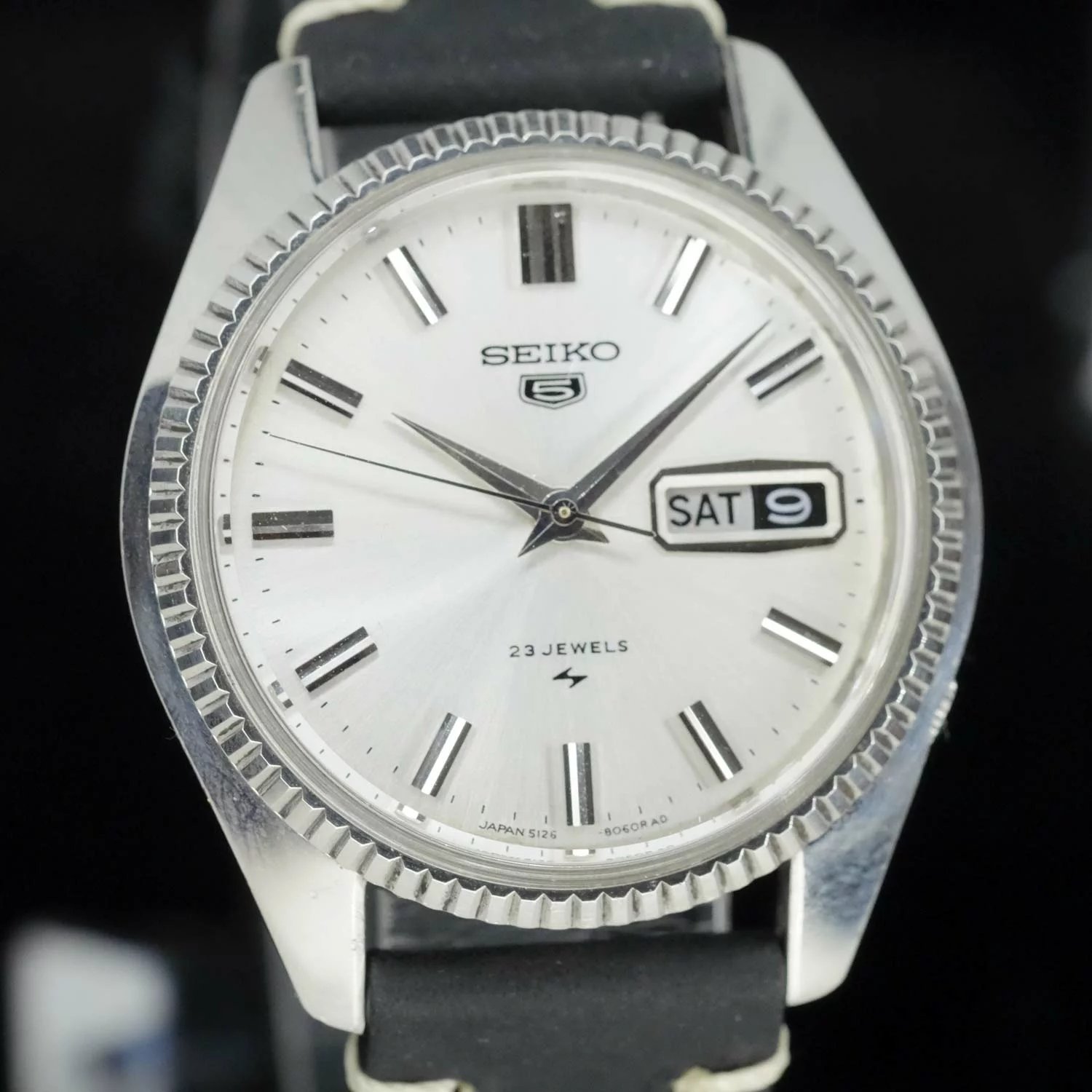 What Watches Does Jean-Luc Mélenchon Prefer? 2 Seiko 5 Melenchon