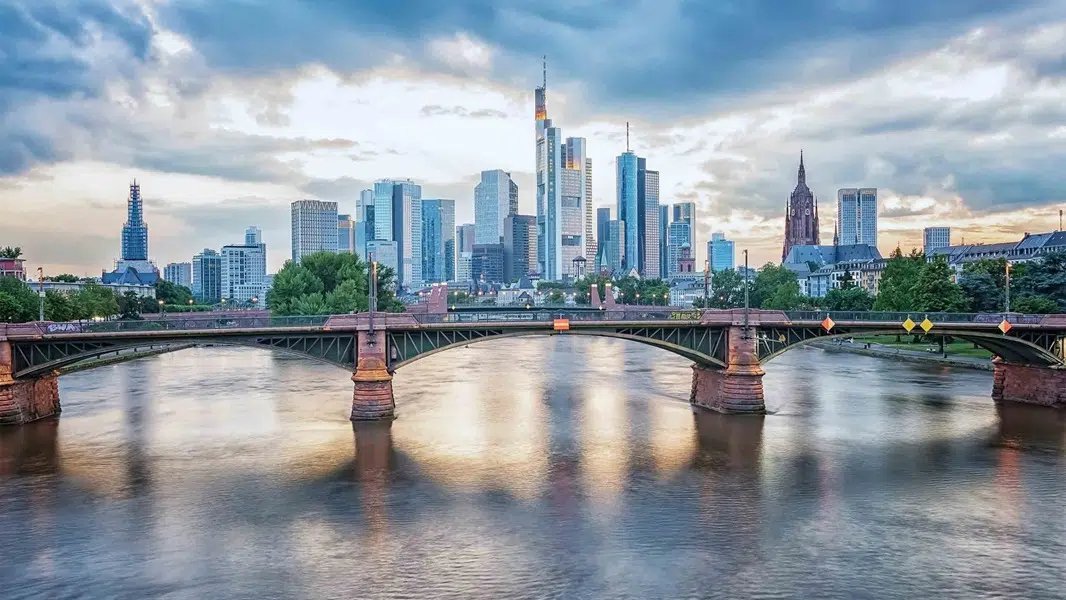 Frankfurt city panorama