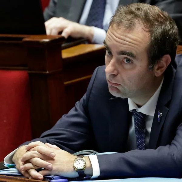 What Watch Is Sébastien Lecornu Wearing? 2 watch worn by Lecornu