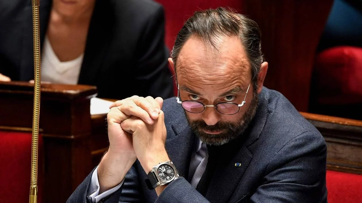 What Watches Does Édouard Philippe Choose to Wear? 5 Bell and Ross Edouard Philippe