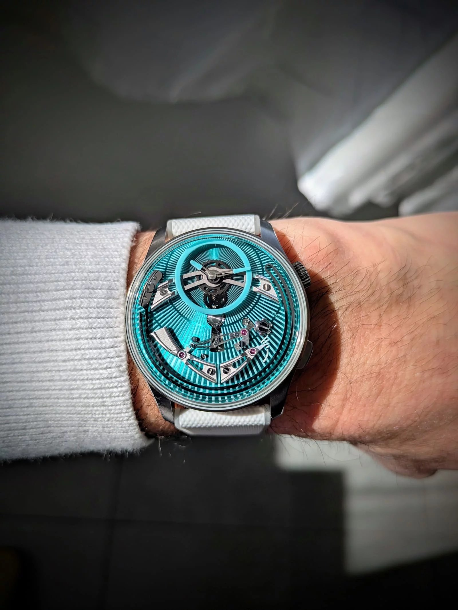 Christopher Ward C1 Bel Canto Light