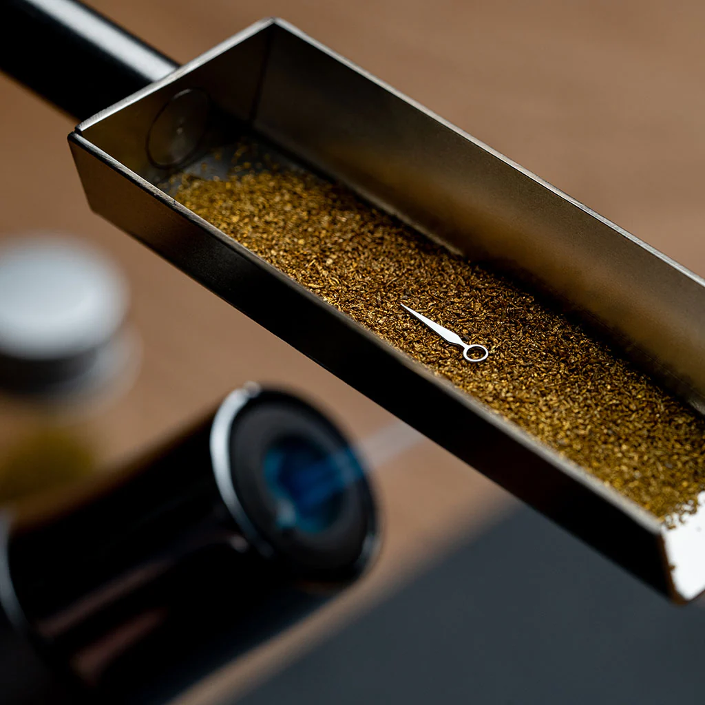 What Causes Some Watches to Feature Flame-Blued Hands? 4 blue flame needles