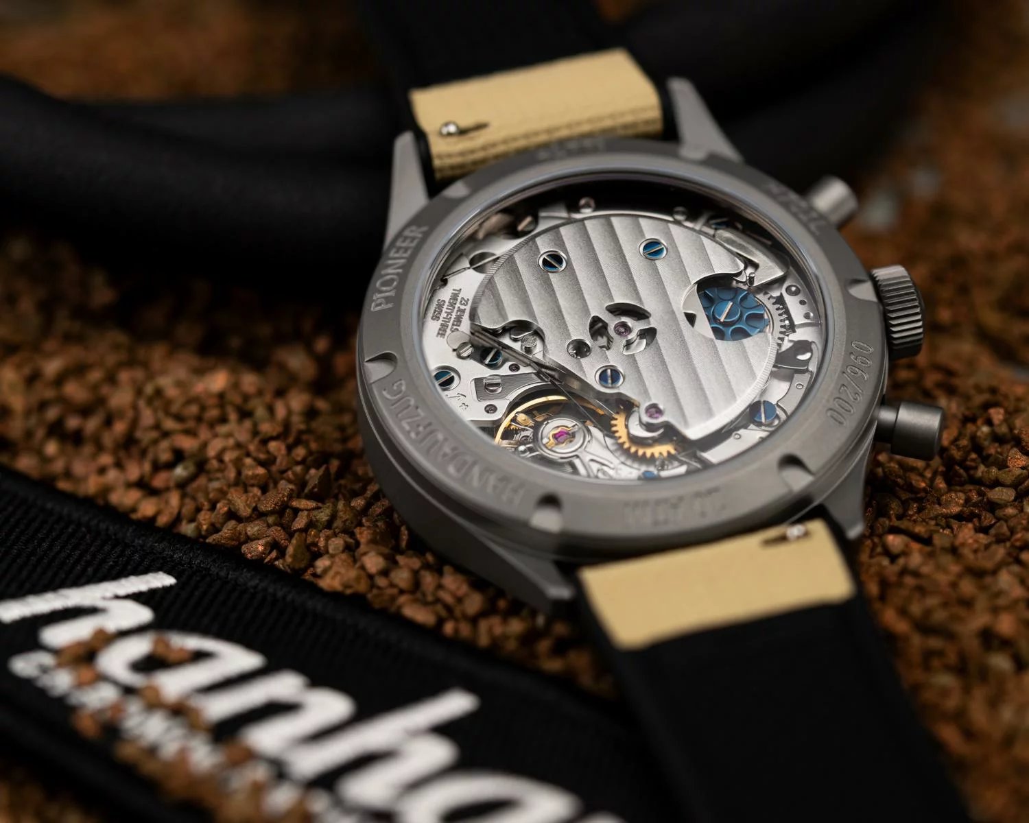 hanhart-417-ti-desert-pilot-mood-8-xs