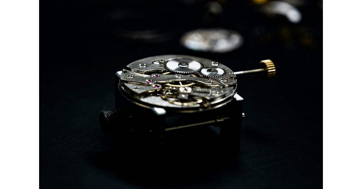 Choosing the Perfect Automatic Watch Winder: A Comprehensive Buying Guide