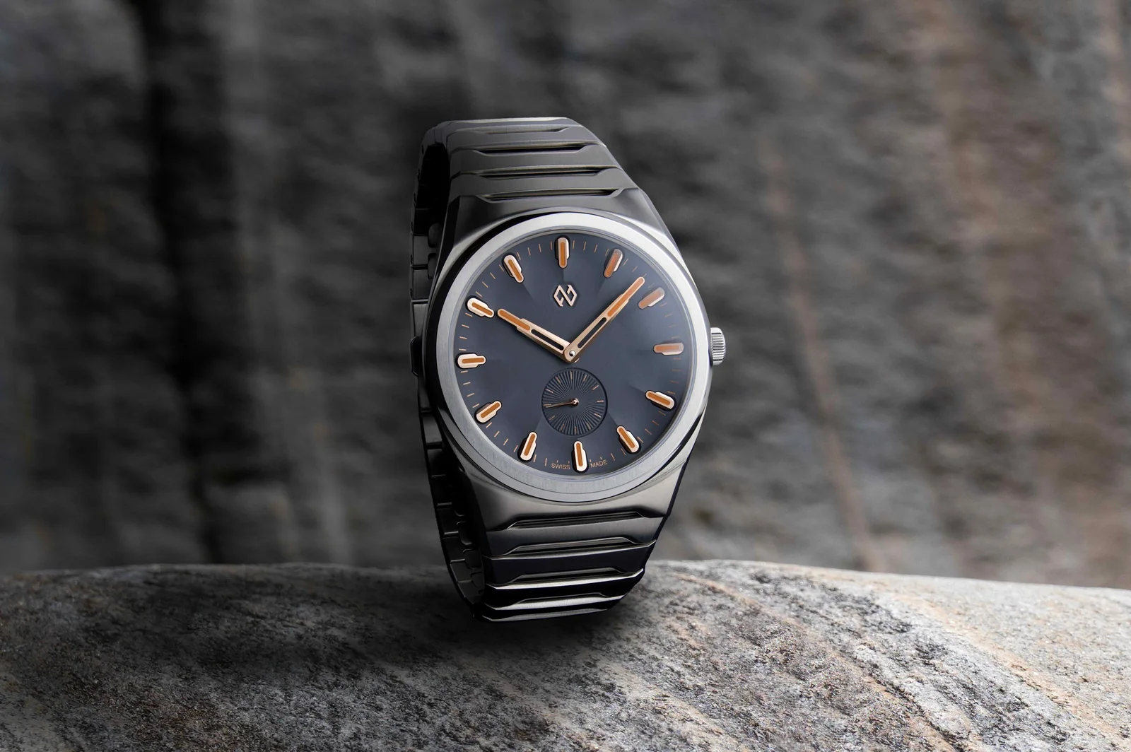 Presentation of Formex Aria Manufacture Chronometer Micro Rotor
