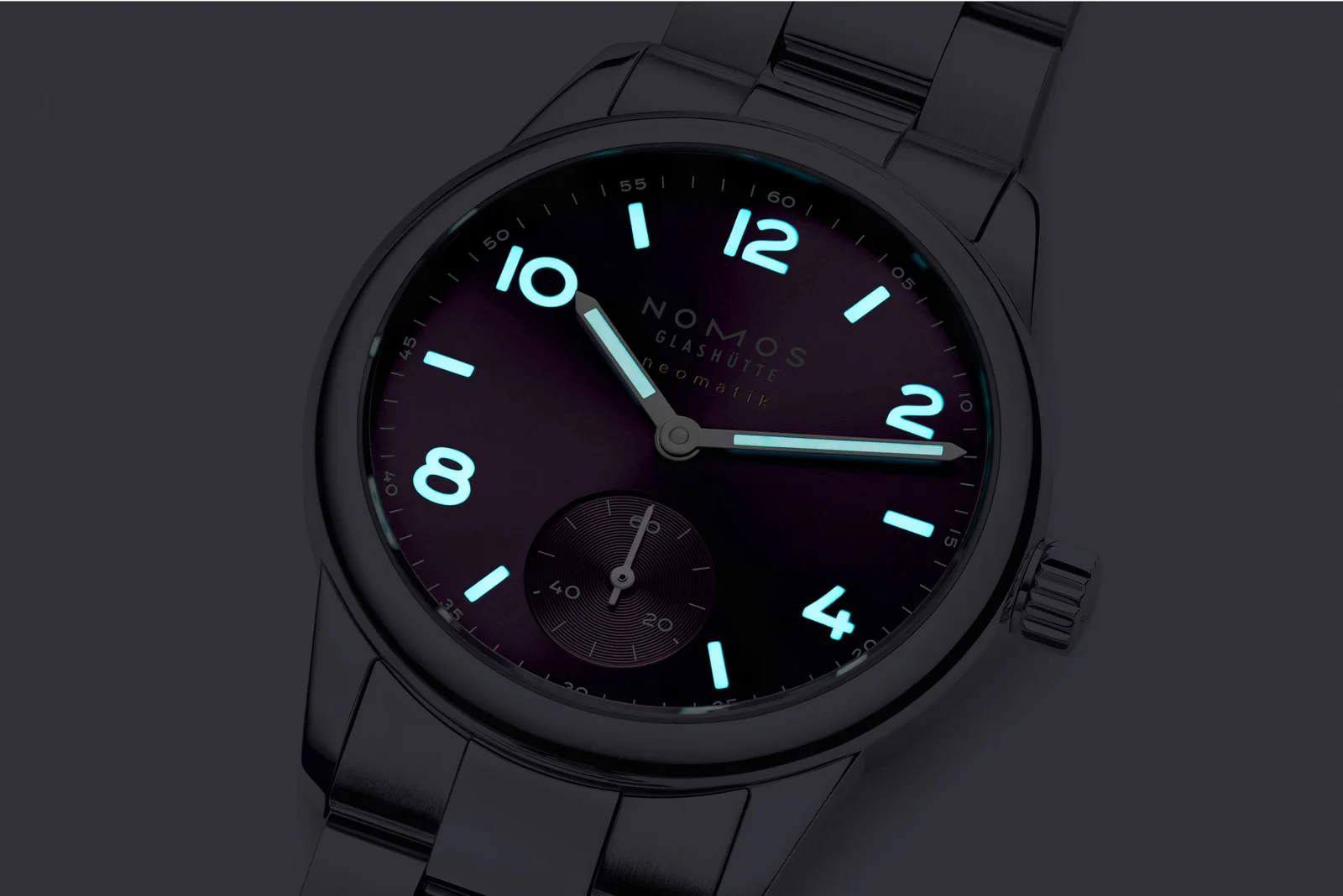 The Enhanced Readability of Watches Featuring Arabic Numerals 4 The key points of readability of watches with Arabic numerals